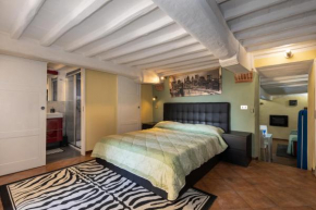 ALTIDO Stylish Flat for 4 with Balcony, Perfect Centre